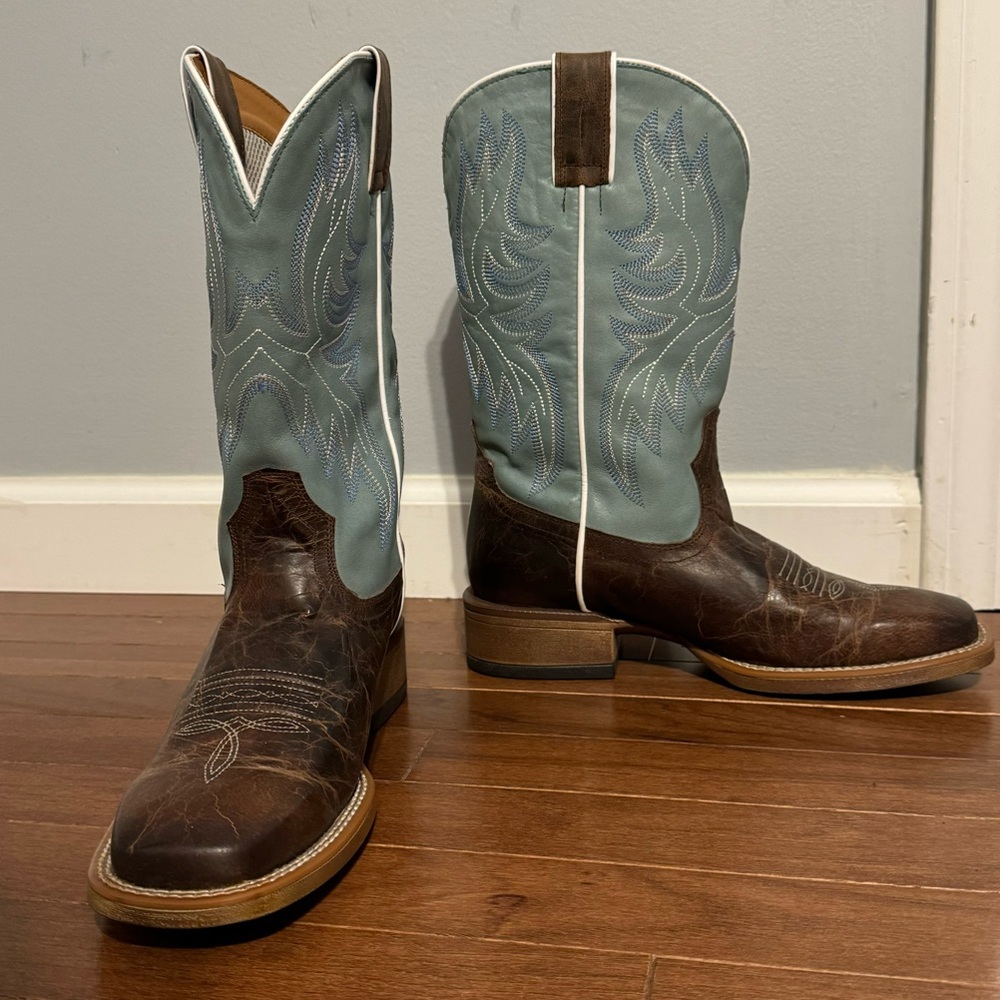 Women’s Brown and Blue Western Boots